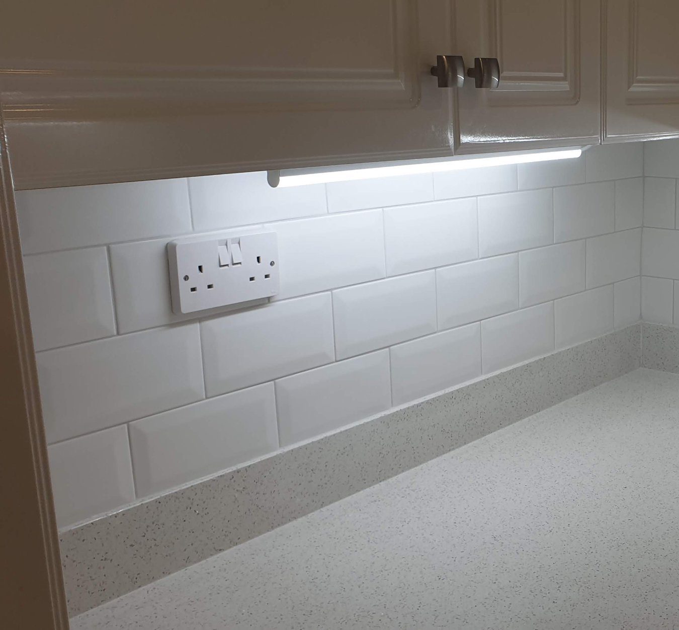 Kitchen splashback, finished