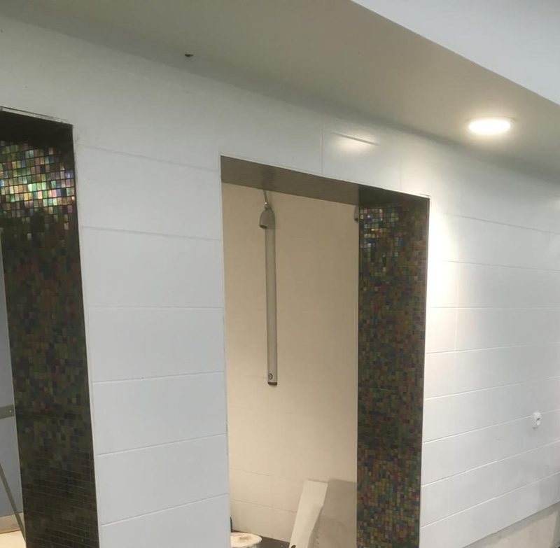 Changing area wall tiling
