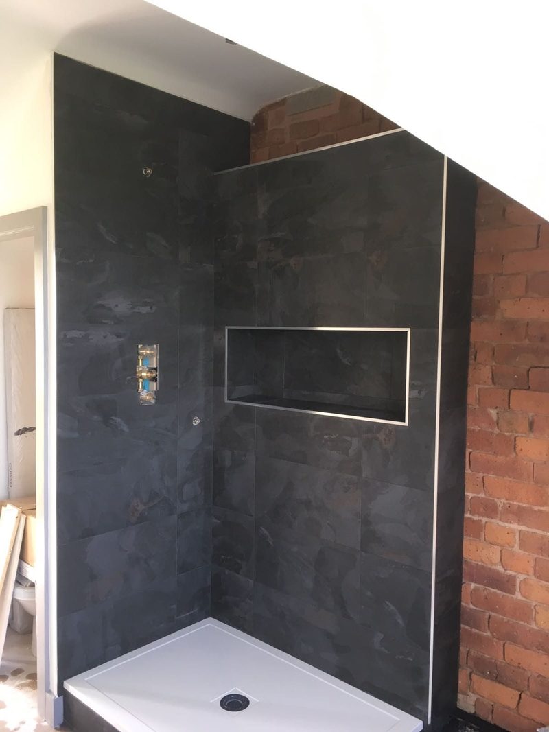 Slate-effect shower wall